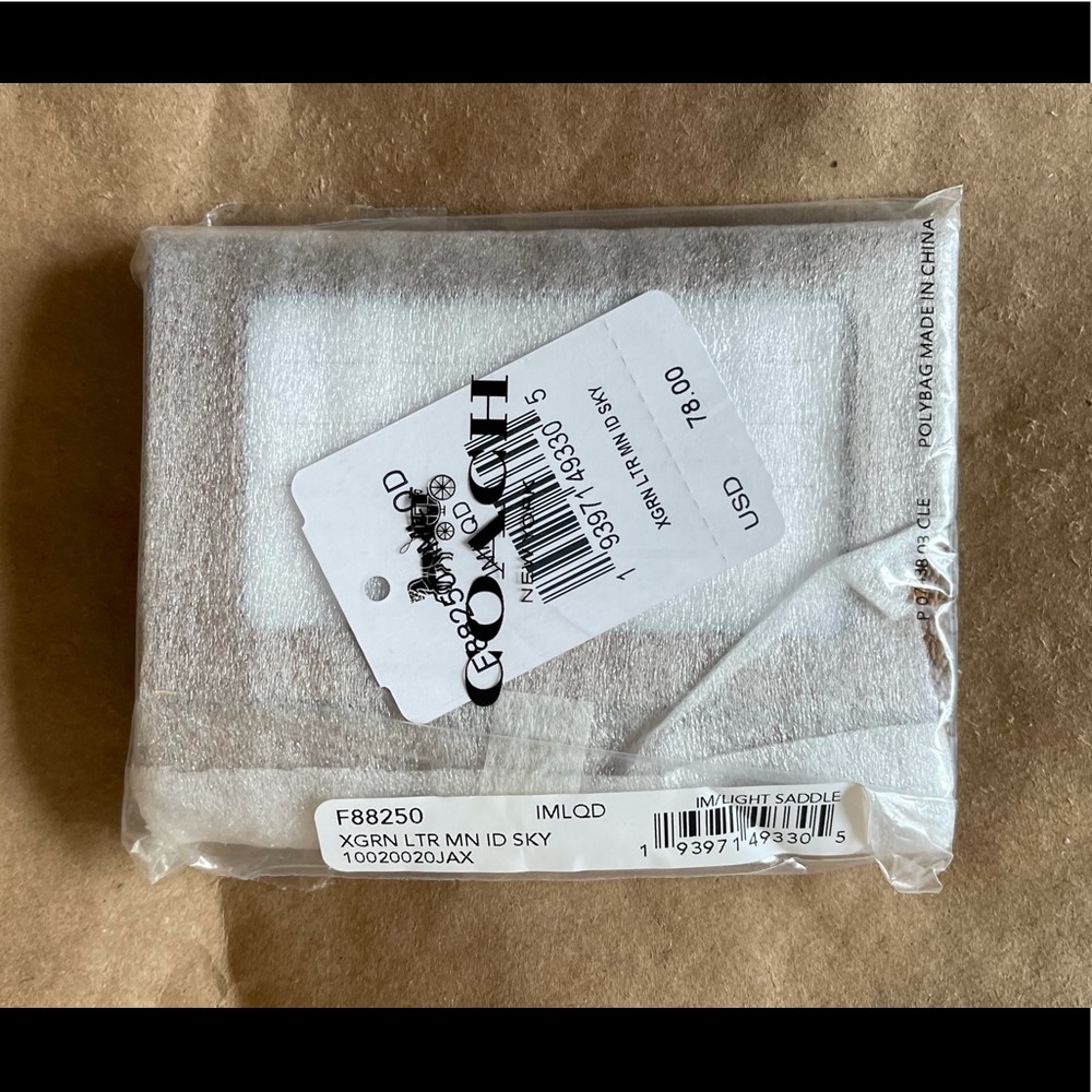 Coach Mini Skinny ID Card Case Im/Light Saddle NWT - Picture 10 of 10